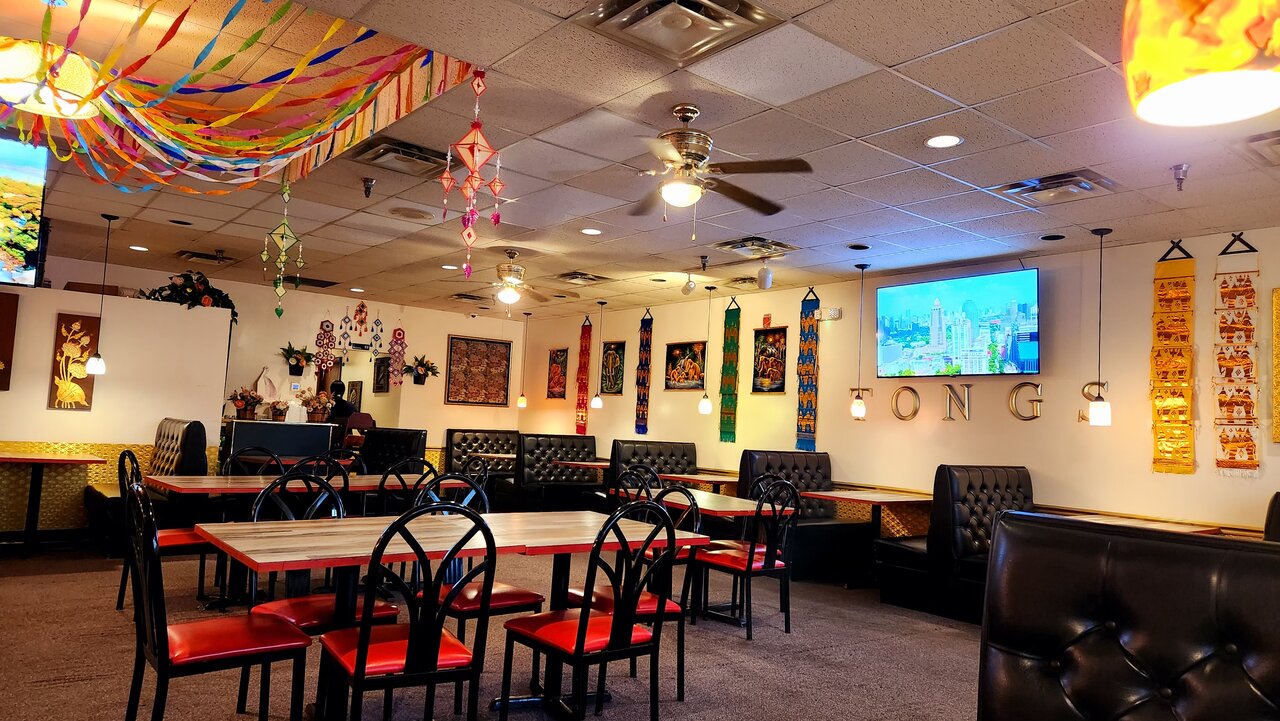Authentic Thai Cuisine & Fresh Sushi - Image 5